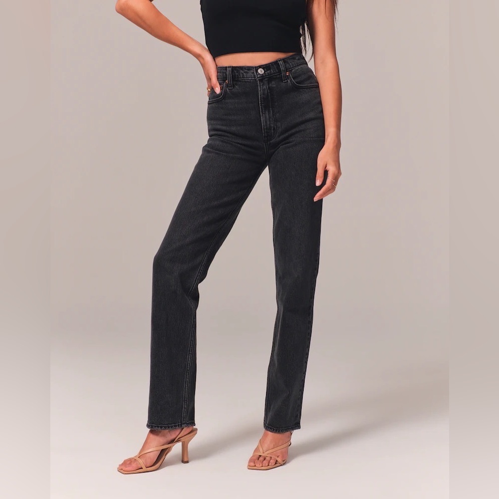 Curve Love Ultra High Rise 90s Straight Jean - Abercrombie